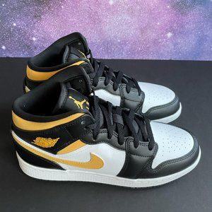 Size 5 Grade School (Y) - Air Jordan 1 Mid Pollen MPN 554725-177